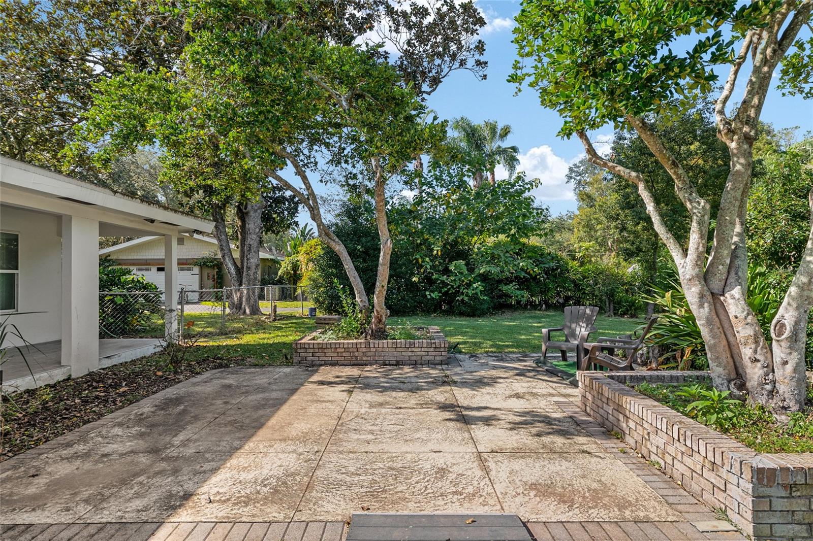 Image 70 of 97 For 2041 5th Street