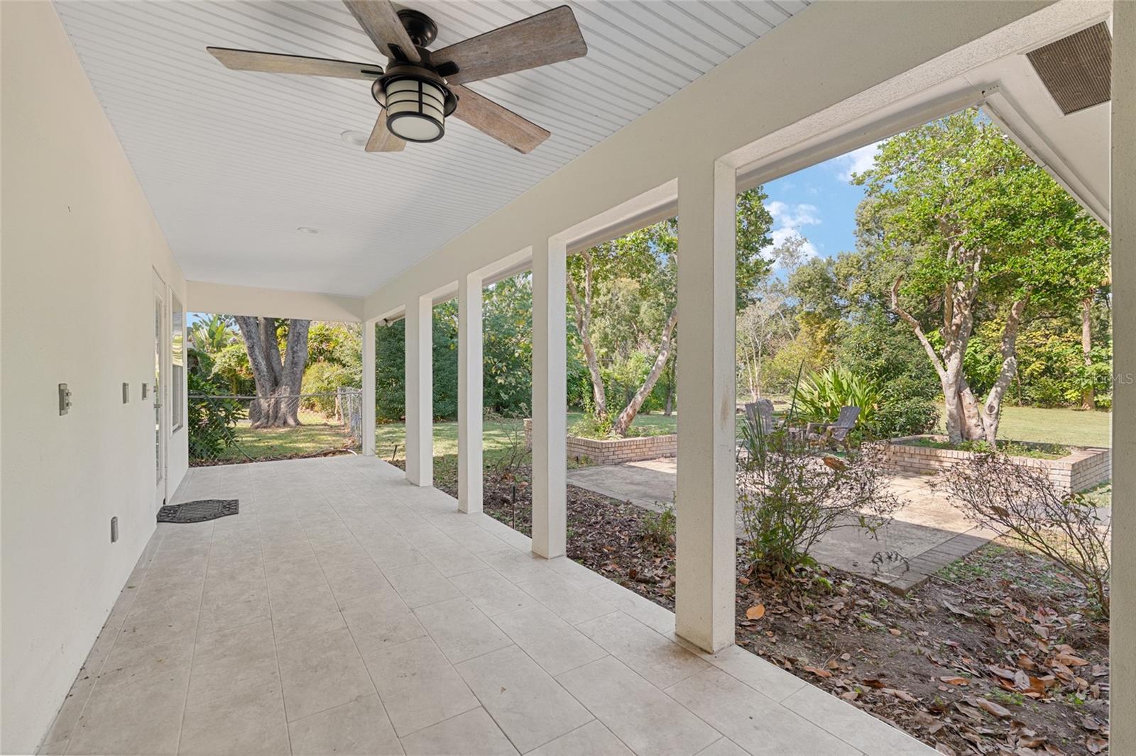 Image 71 of 97 For 2041 5th Street