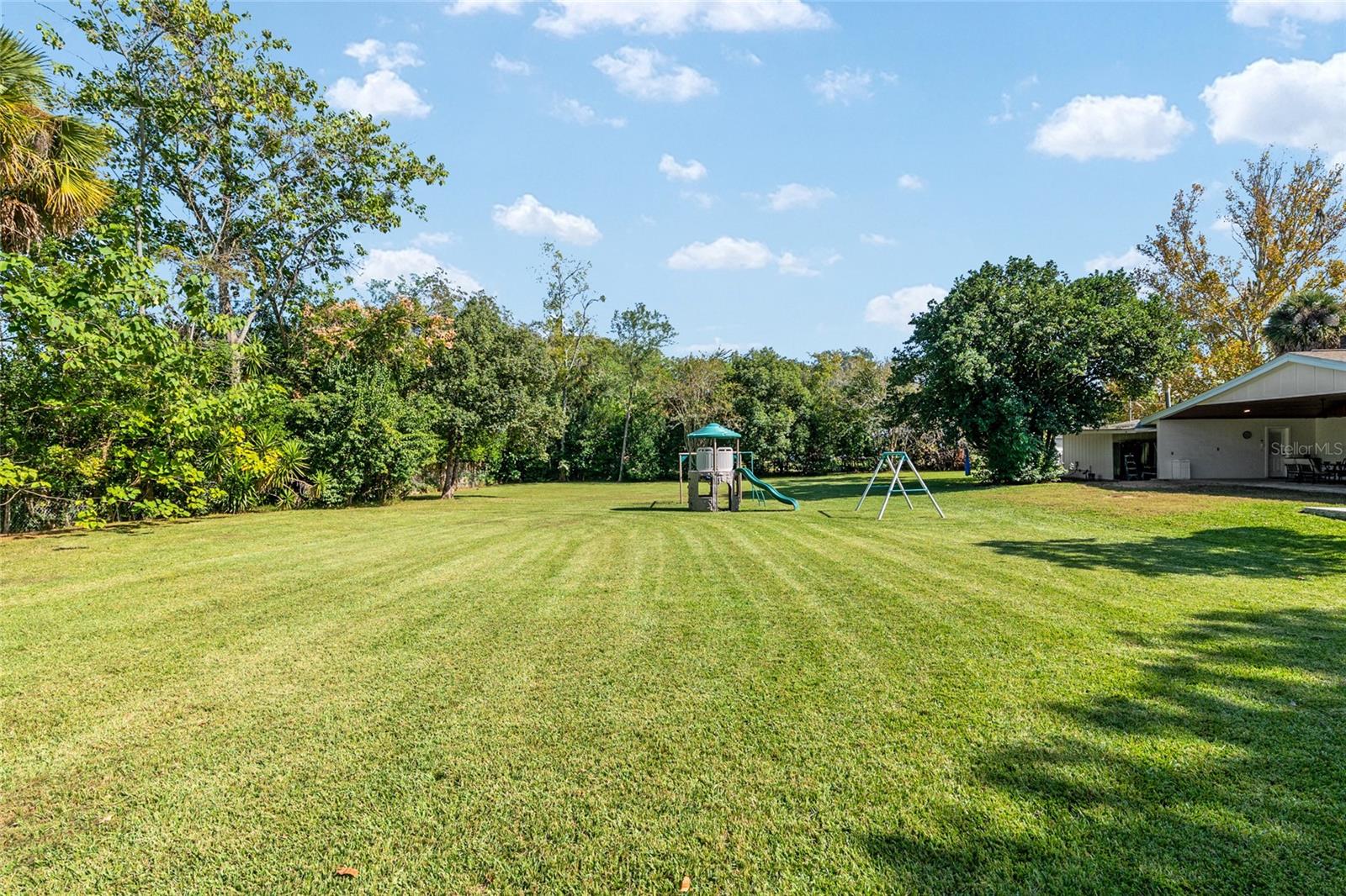 Image 79 of 97 For 2041 5th Street