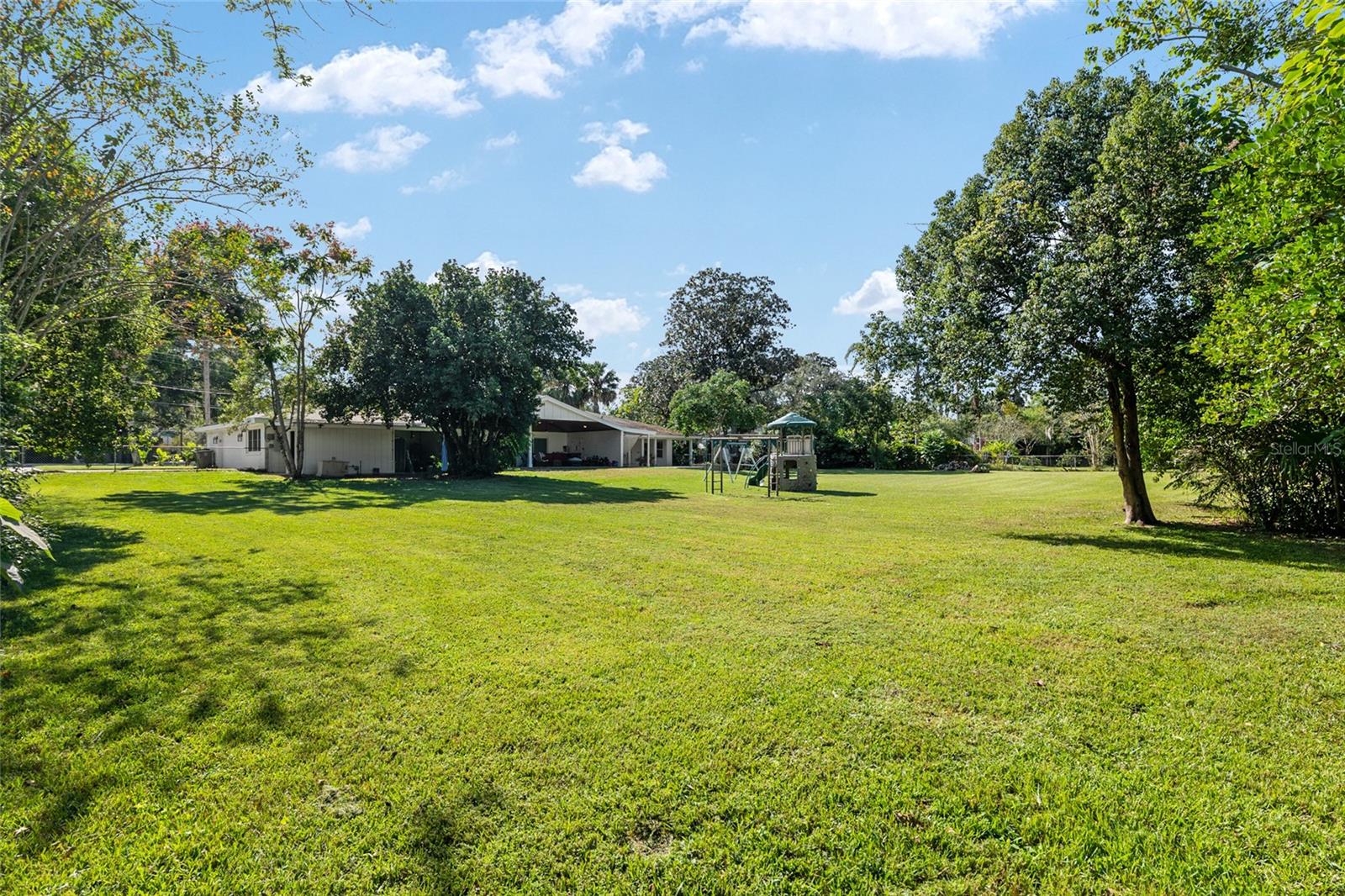 Image 82 of 97 For 2041 5th Street