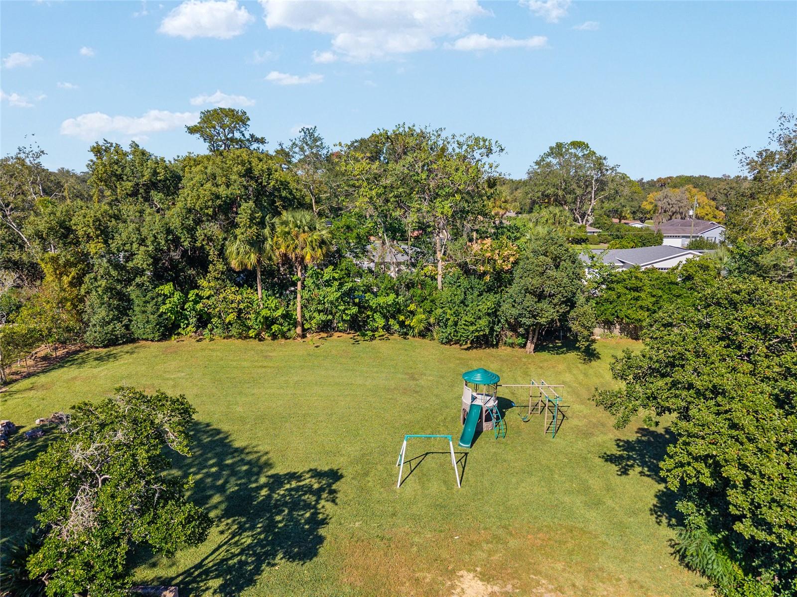 Image 91 of 97 For 2041 5th Street