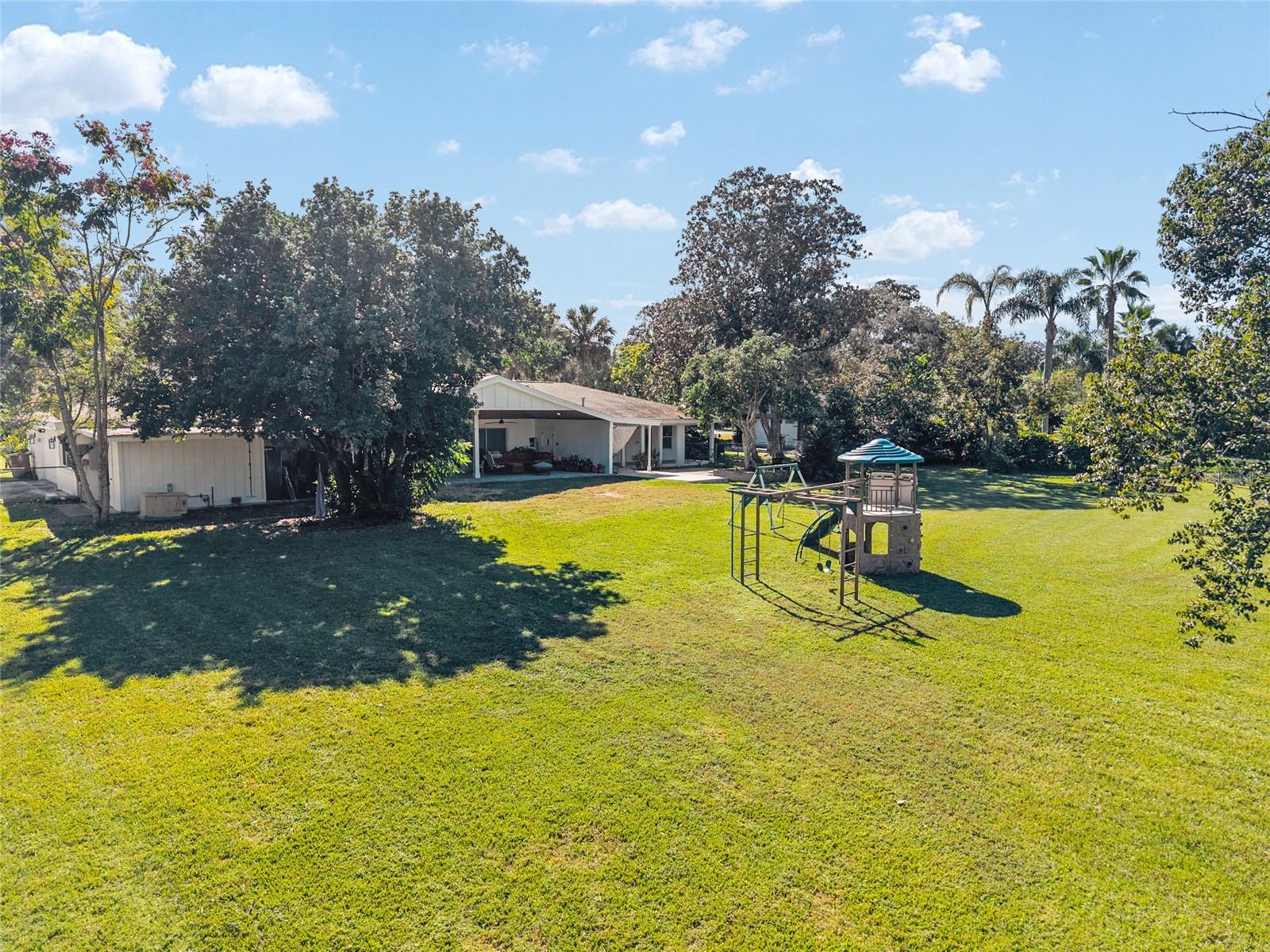 Image 93 of 97 For 2041 5th Street