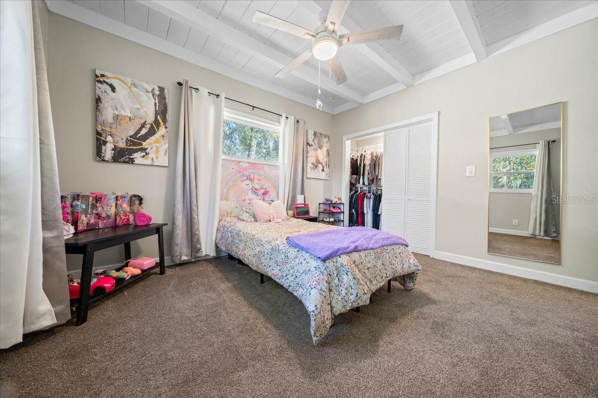 Image 24 of 49 For 2200 11th Court