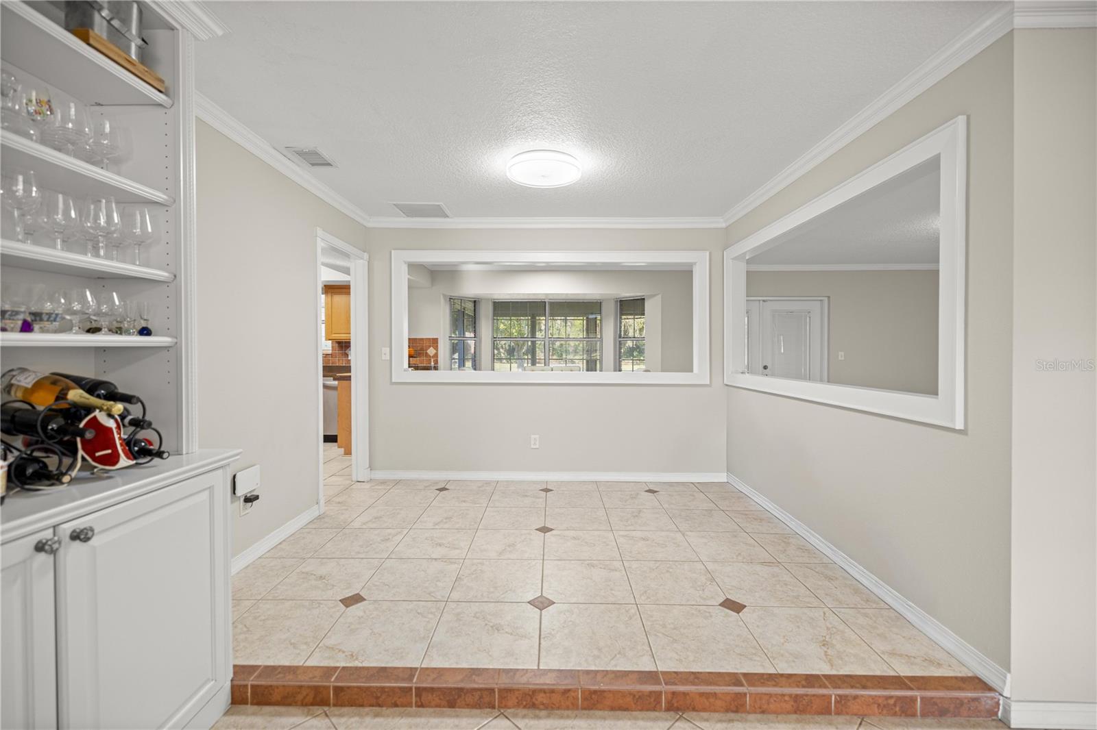 Image 21 of 56 For 9812 74th Avenue