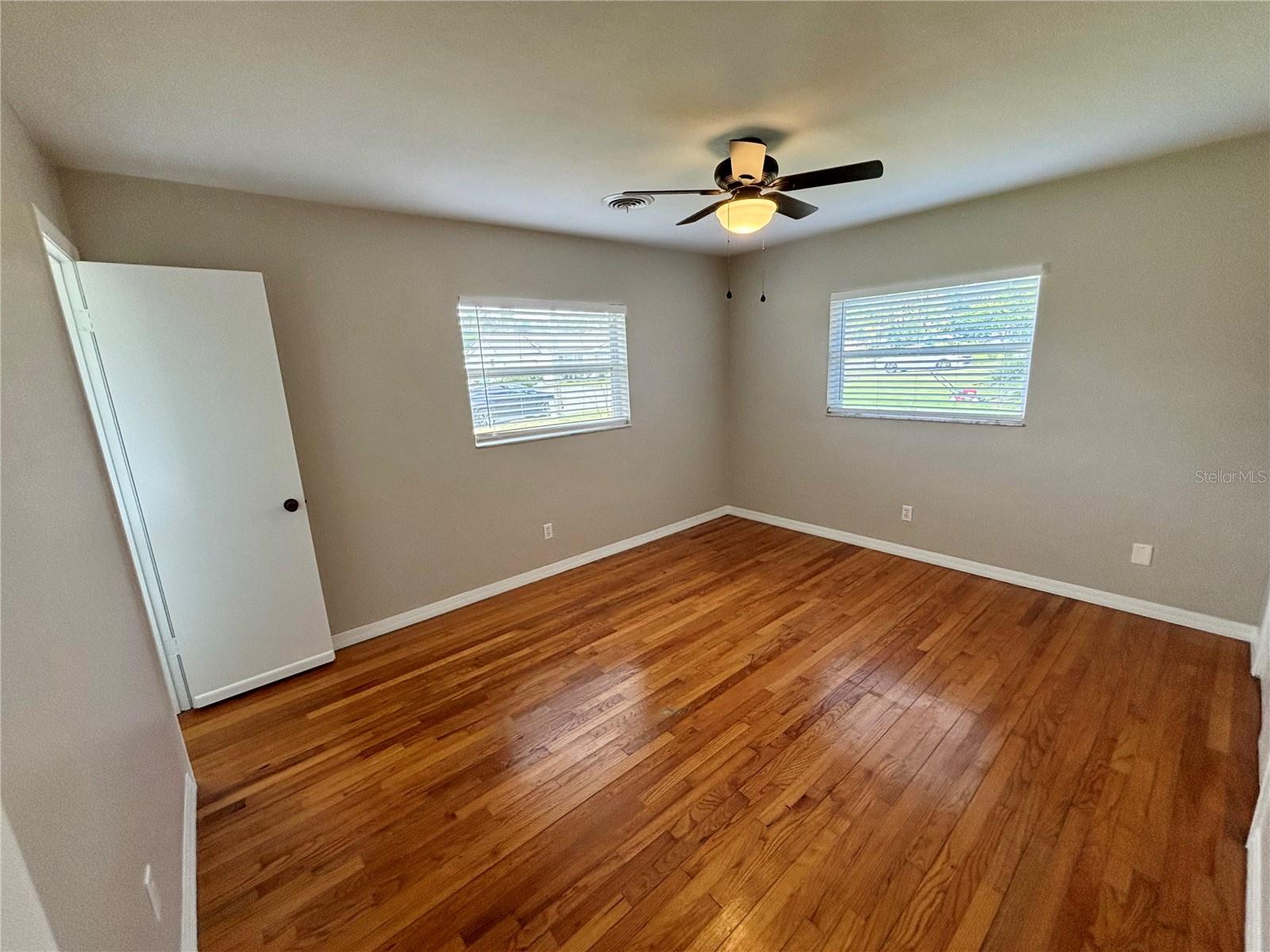 Image 14 of 23 For 1000 28th Street