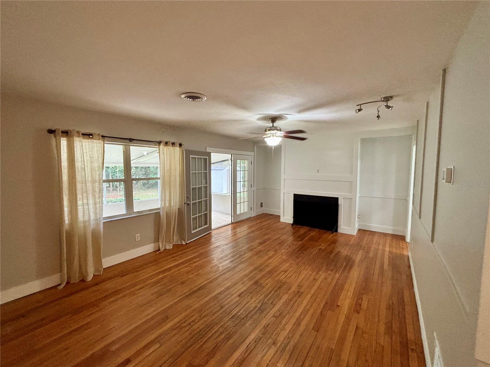 Image 9 of 23 For 1000 28th Street