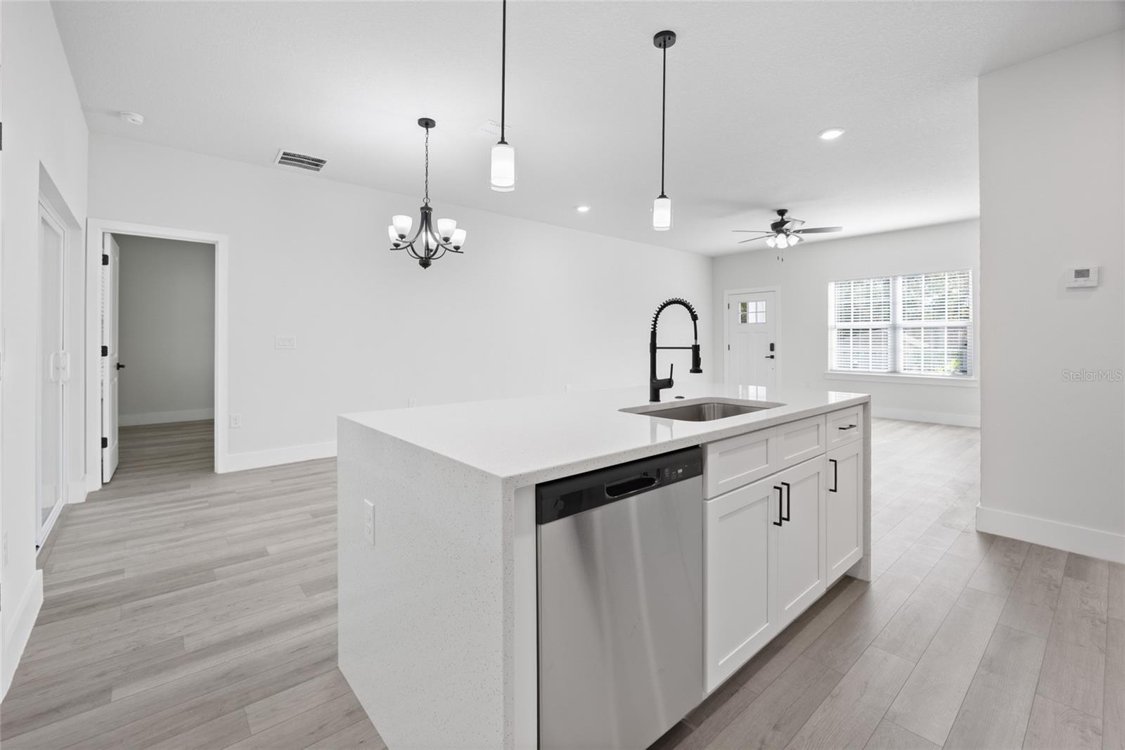 Image 13 of 40 For 9286 Alpinia Drive