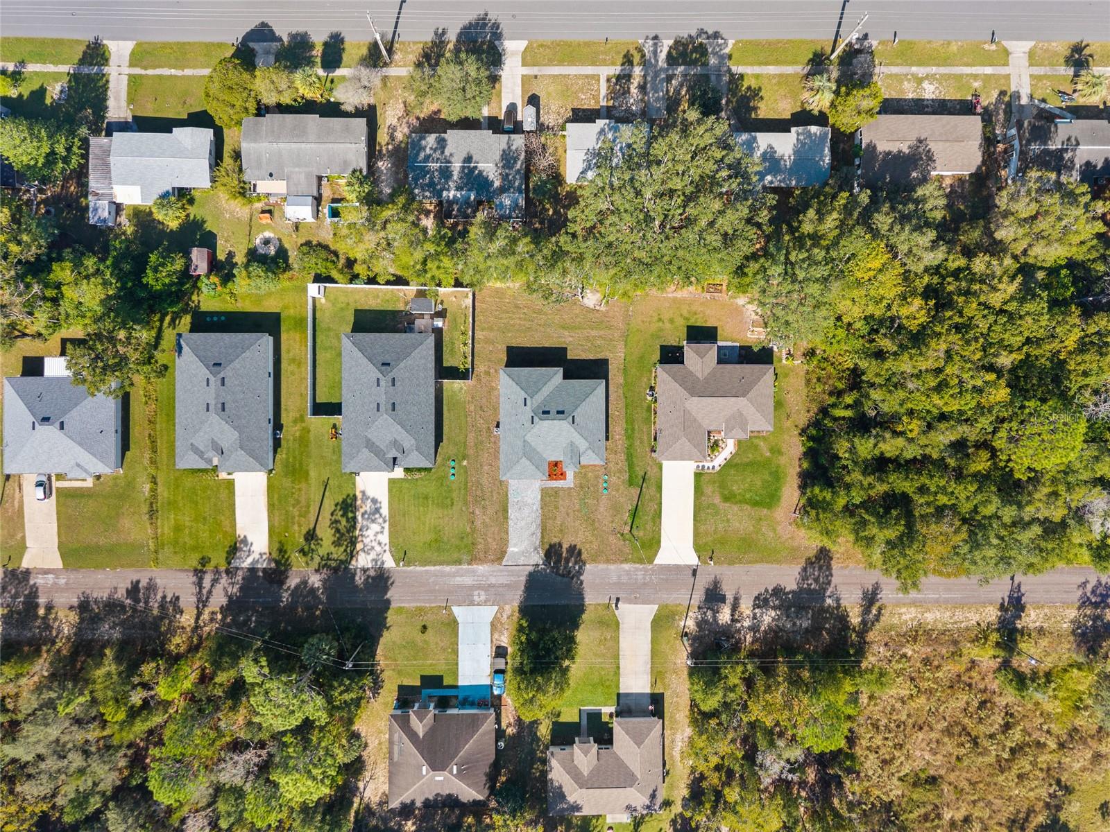 Image 35 of 40 For 9286 Alpinia Drive