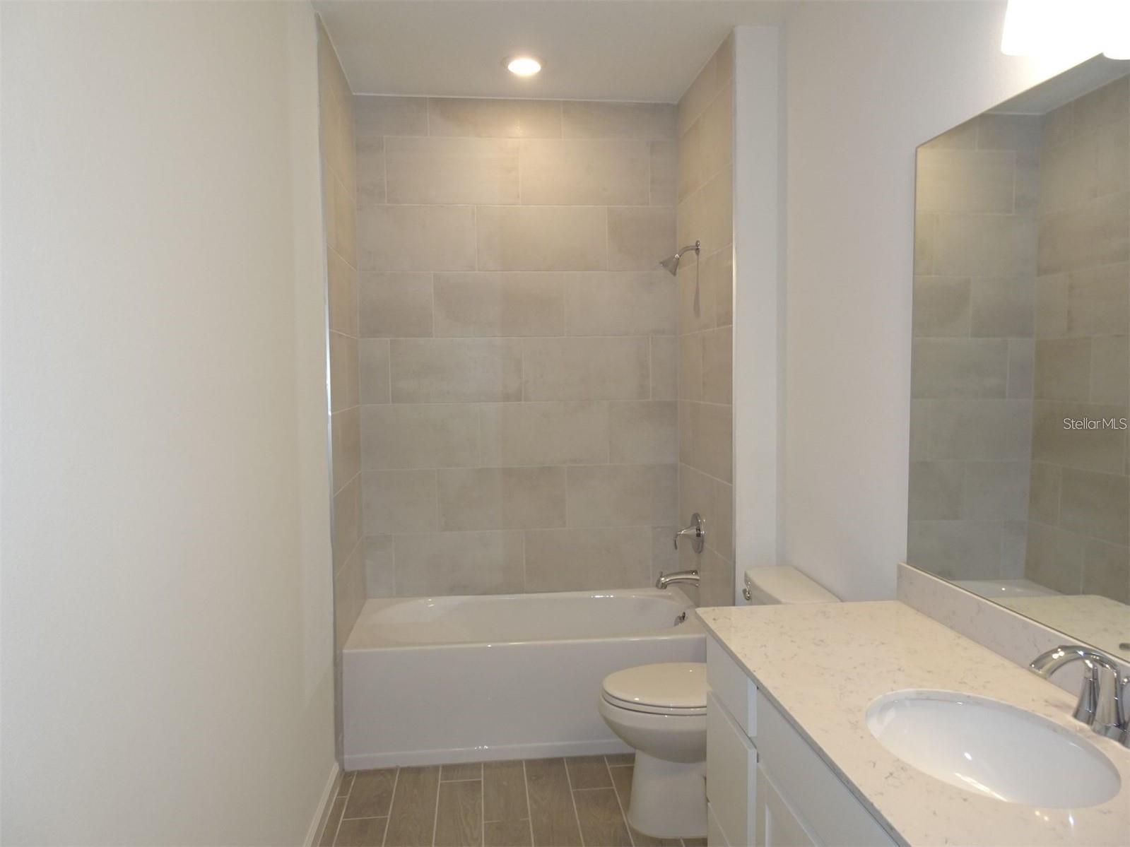 Image 4 of 19 For 4515 14 Loop