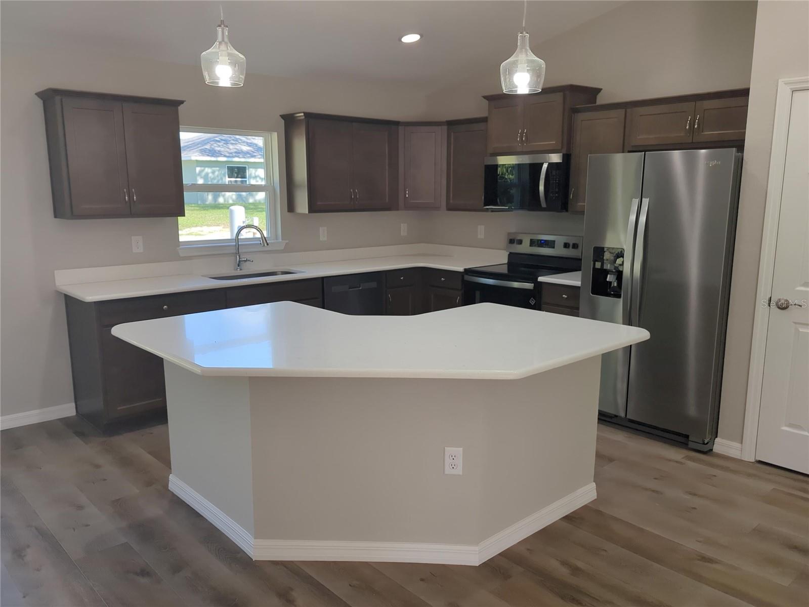 Image 2 of 27 For 13763 103rd Street