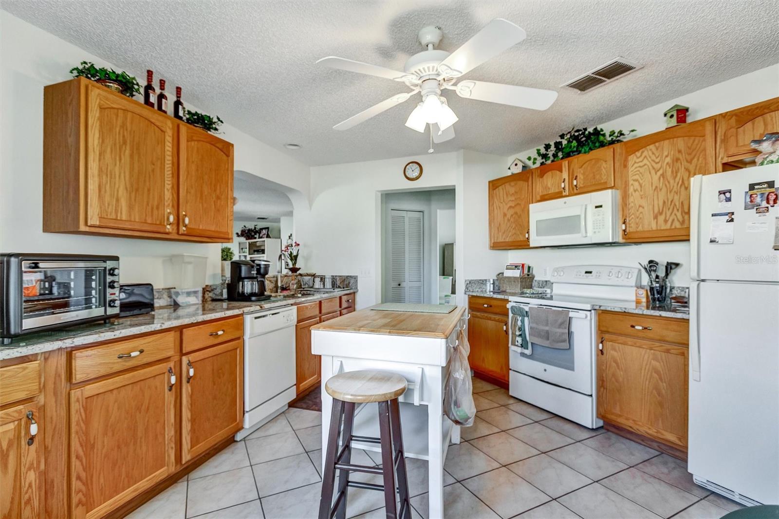 Image 12 of 38 For 9485 92nd St Road