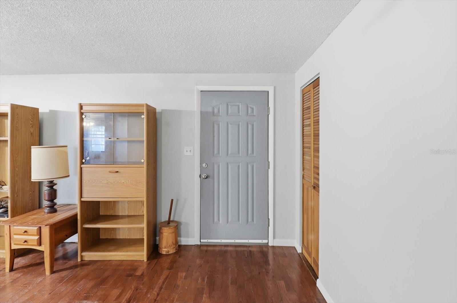 Image 14 of 41 For 9447 140th Place