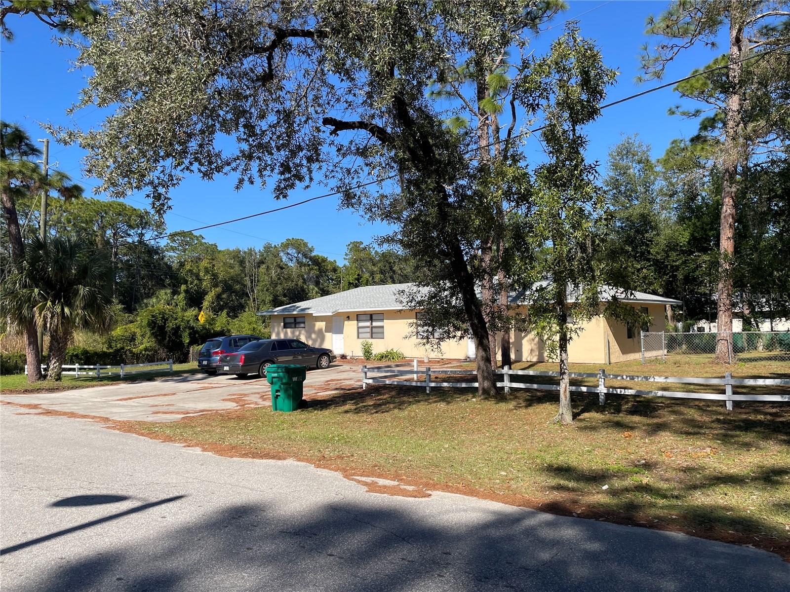 Image 10 of 10 For 3135 Lantana Way 2