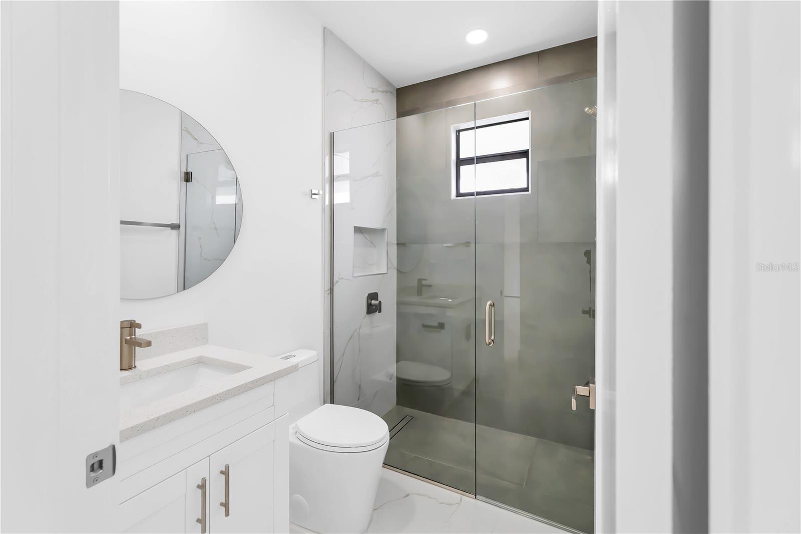 Image 10 of 20 For 1180 Vernon Avenue