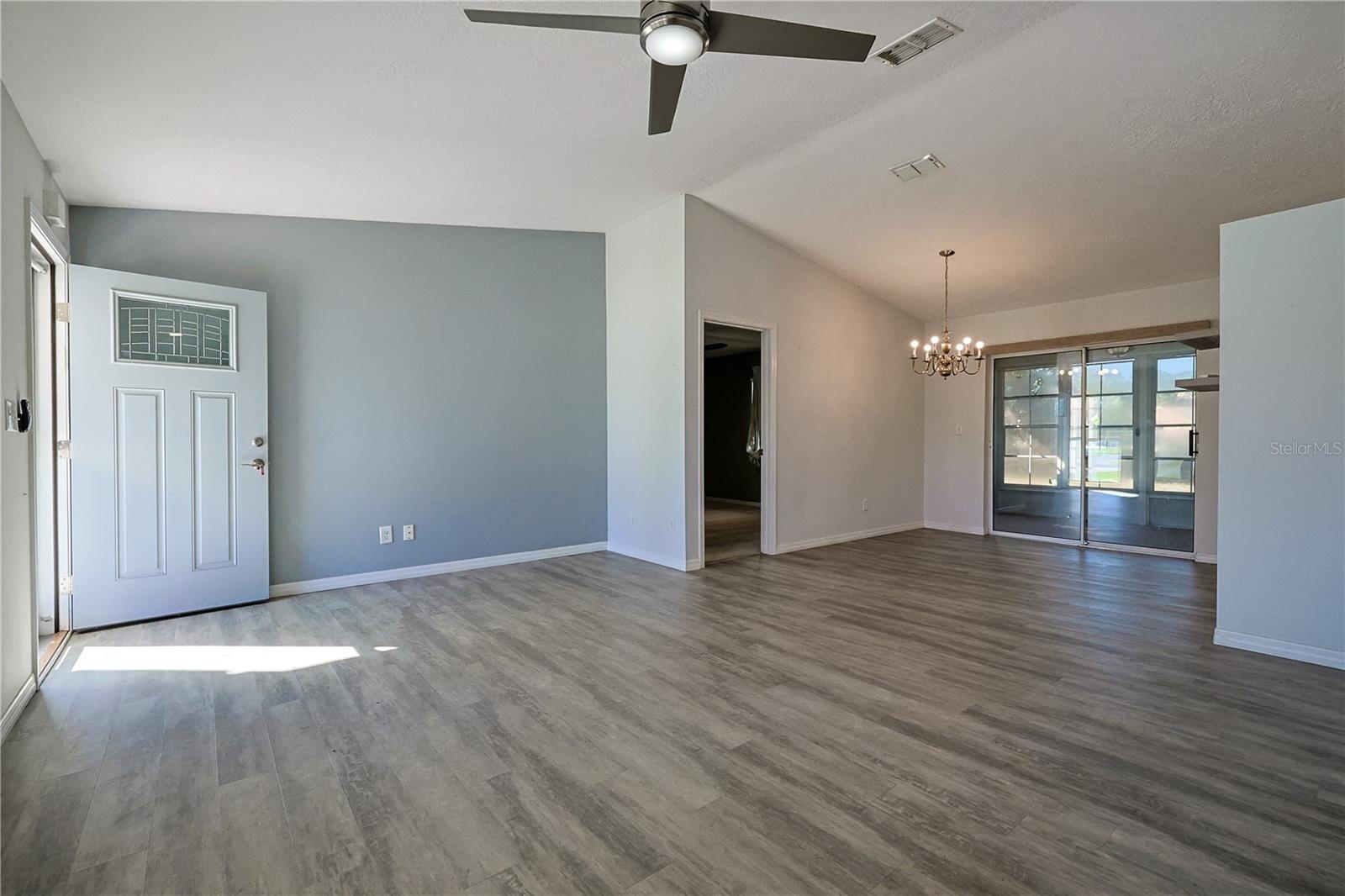 Image 8 of 45 For 10542 62nd Terrace Road