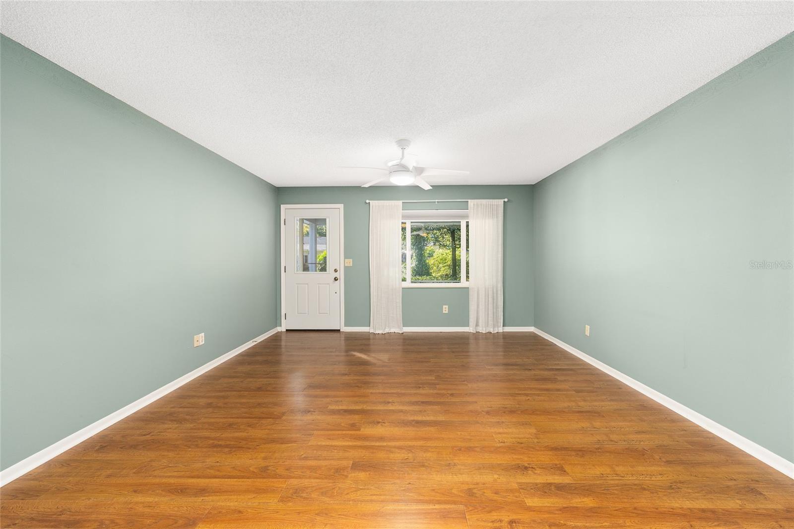 Image 13 of 39 For 8655 98th Street Road G