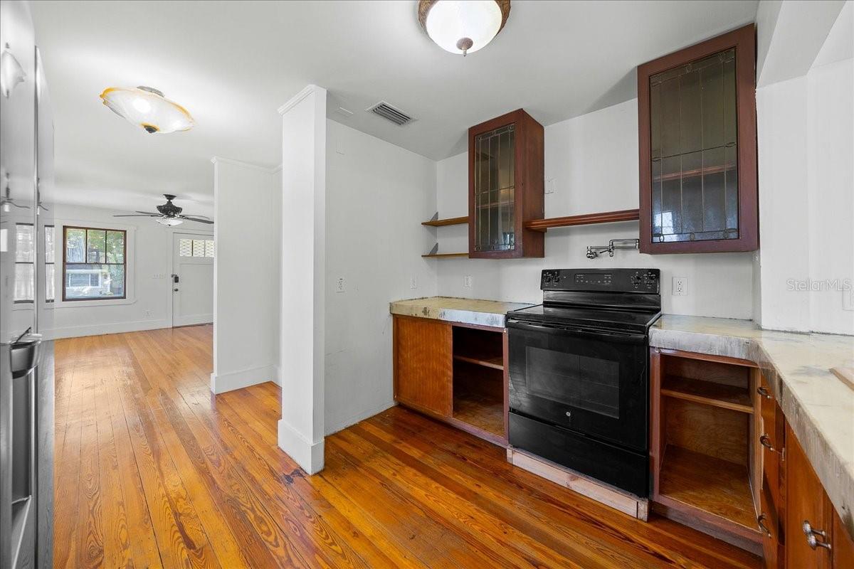 Image 10 of 44 For 722 10th Street