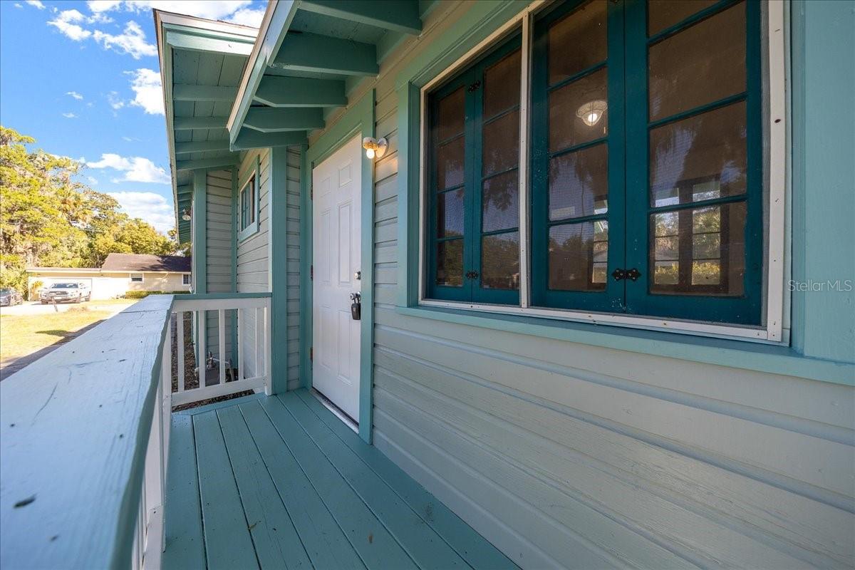 Image 24 of 44 For 722 10th Street