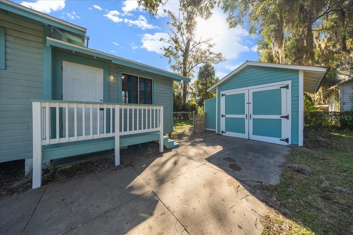 Image 25 of 44 For 722 10th Street