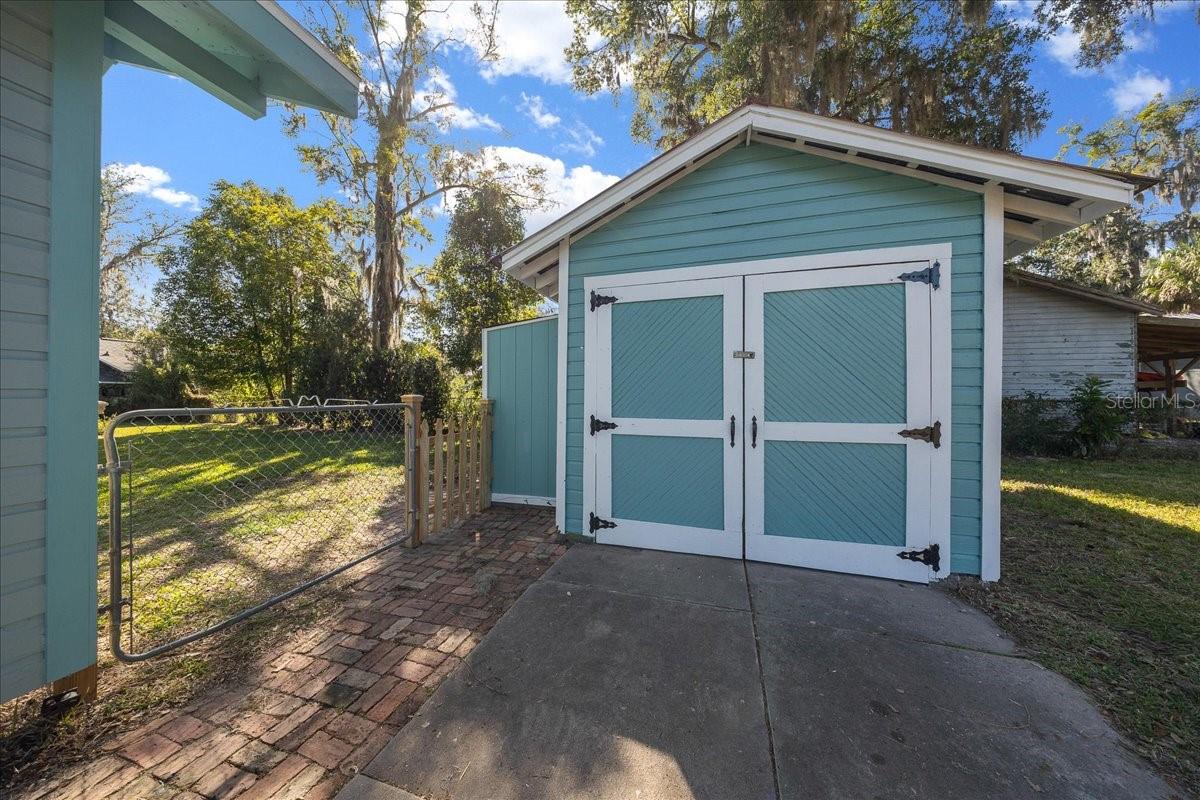 Image 27 of 44 For 722 10th Street