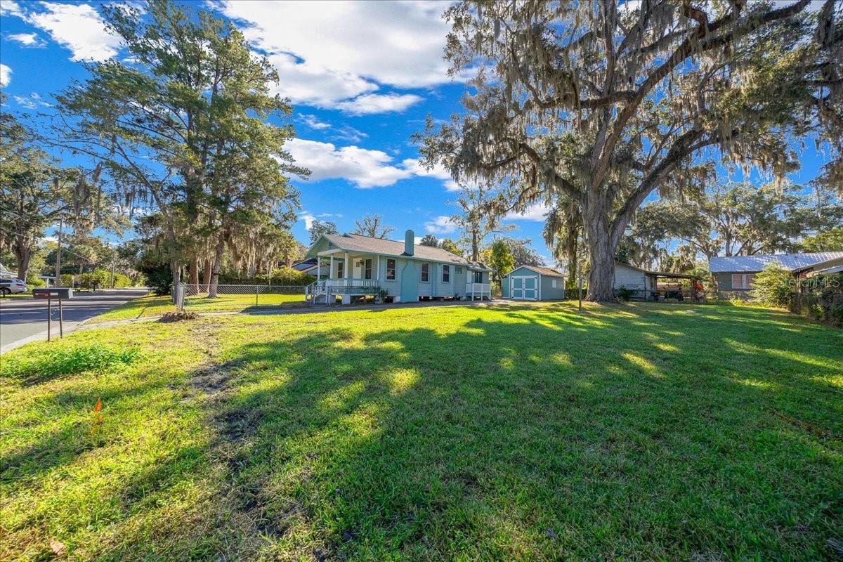 Image 36 of 44 For 722 10th Street