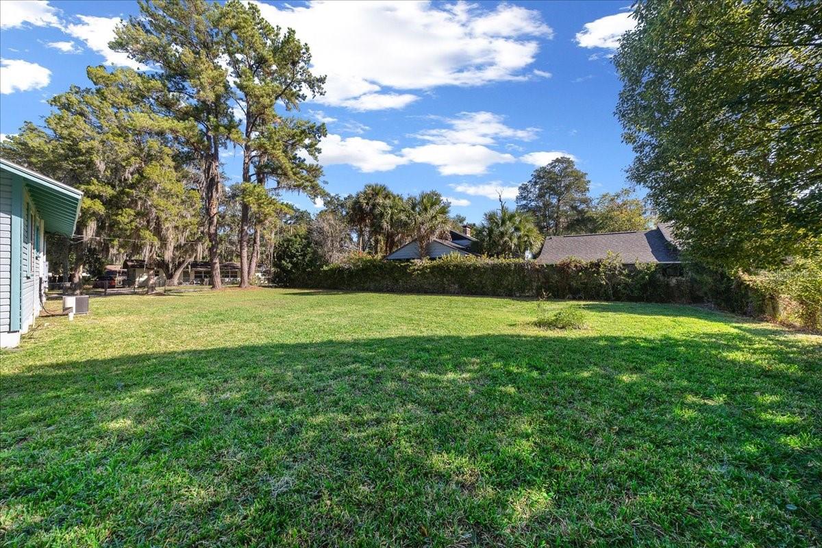 Image 37 of 44 For 722 10th Street