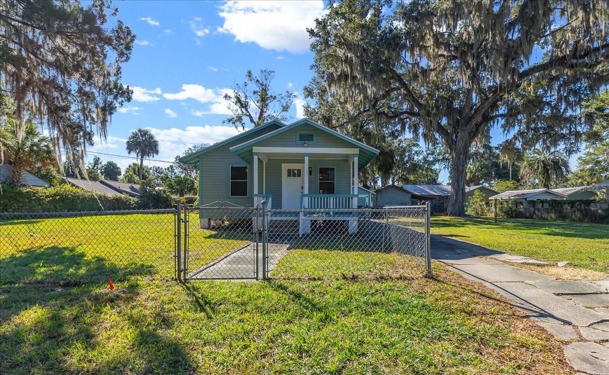 Image 44 of 44 For 722 10th Street