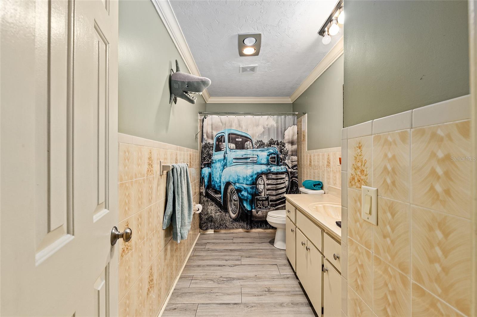 Image 37 of 68 For 5681 21st Lane