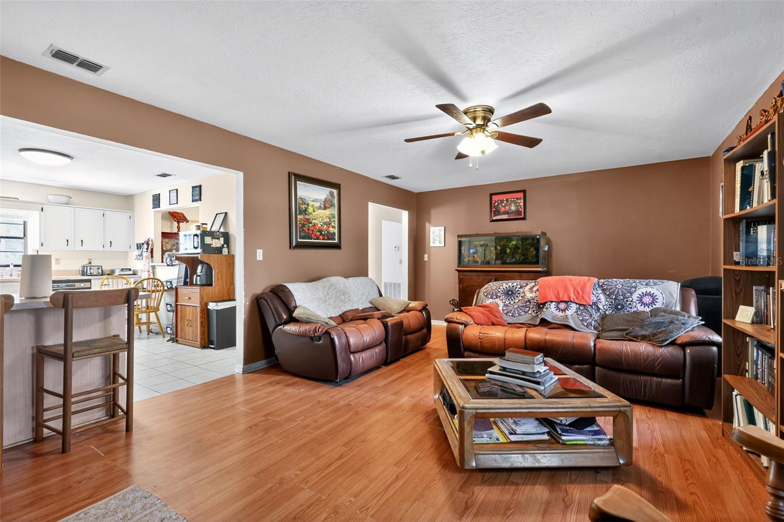 Image 21 of 29 For 1925 60th Avenue