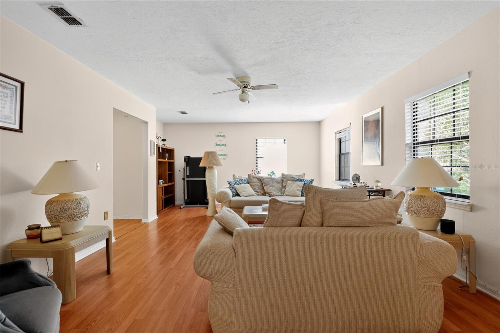 Image 22 of 29 For 1925 60th Avenue