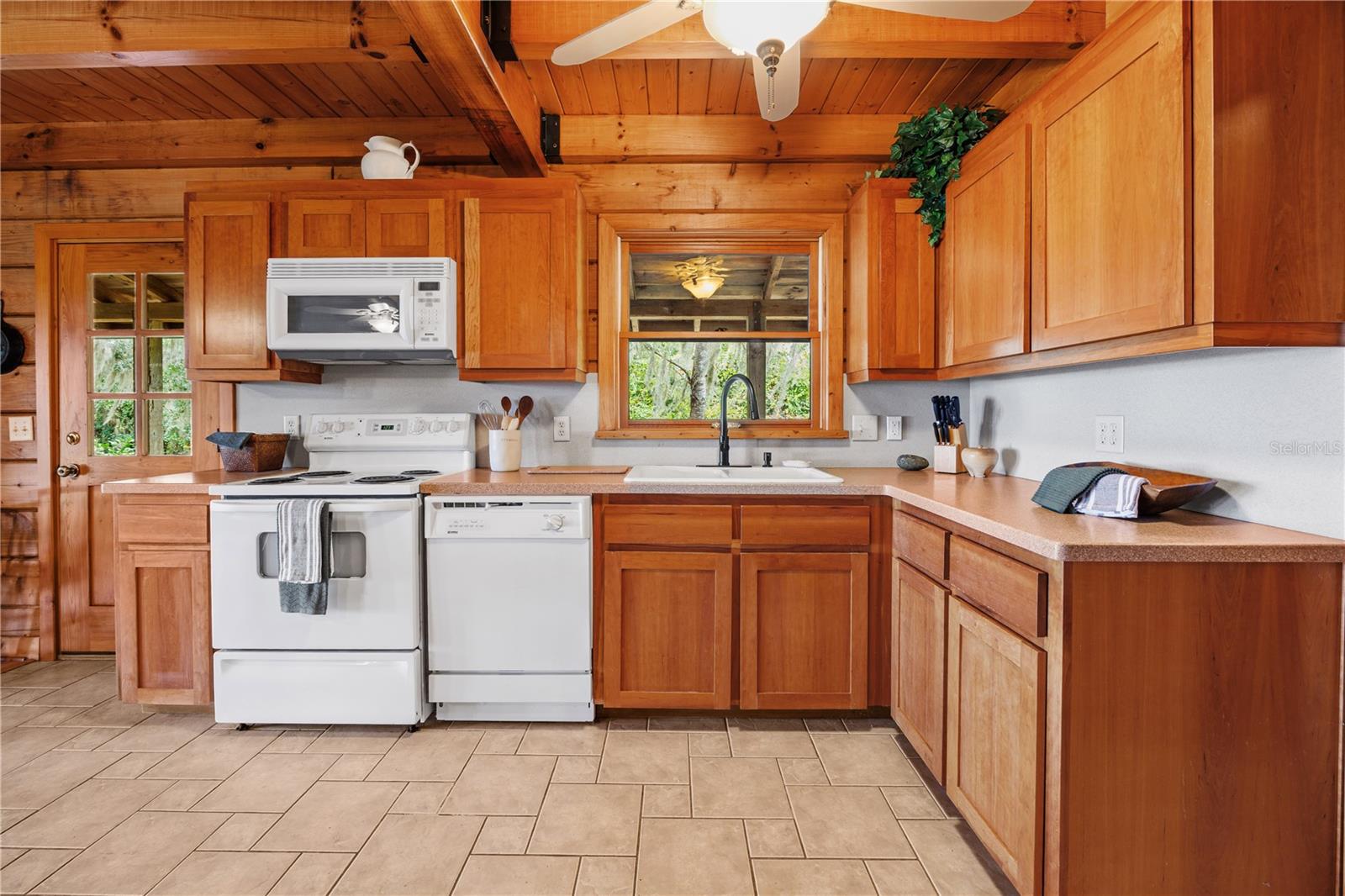 Image 10 of 47 For 22080 Highway 316