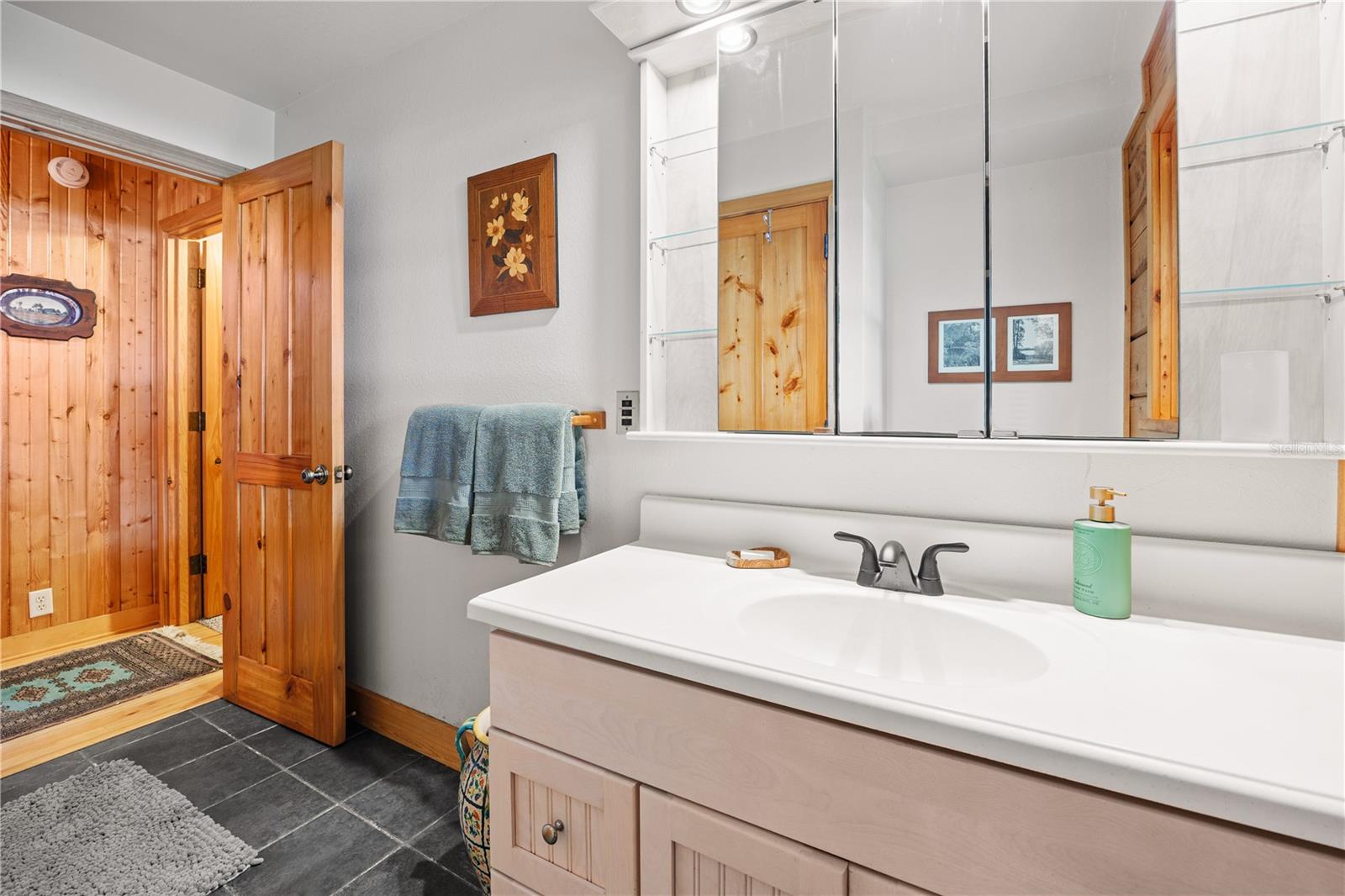 Image 16 of 47 For 22080 Highway 316