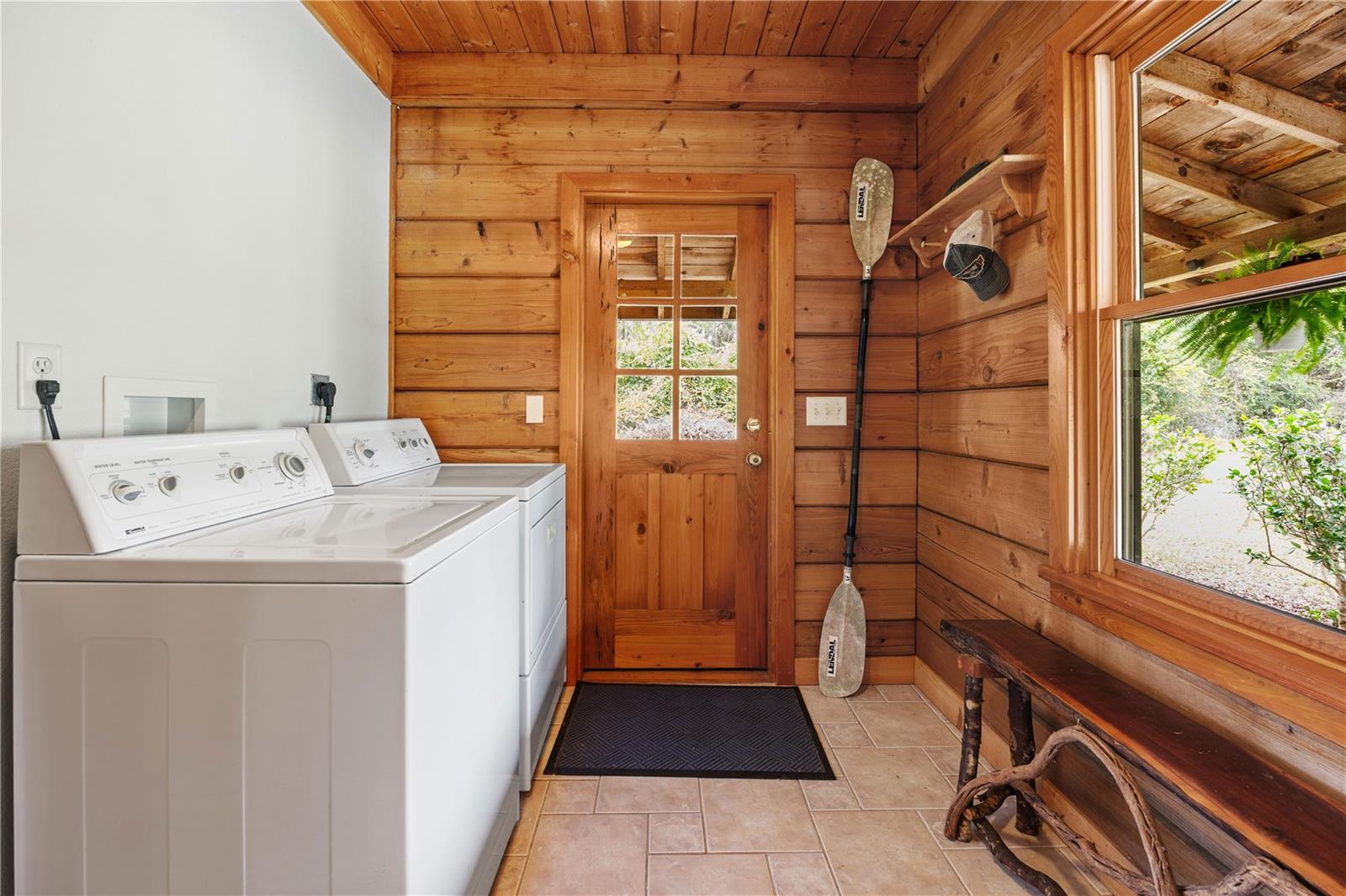 Image 24 of 47 For 22080 Highway 316