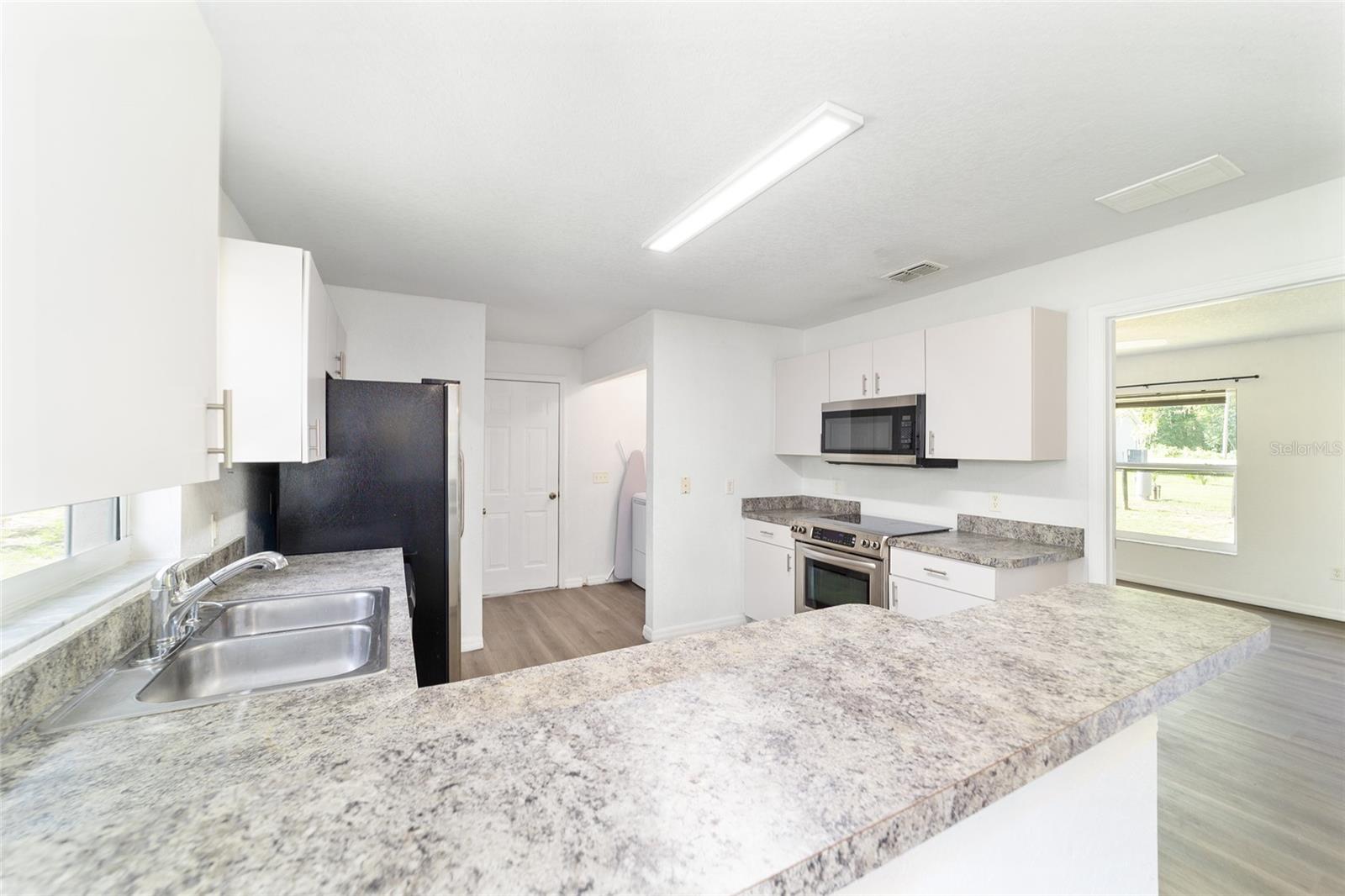 Image 31 of 71 For 5596 57th Street