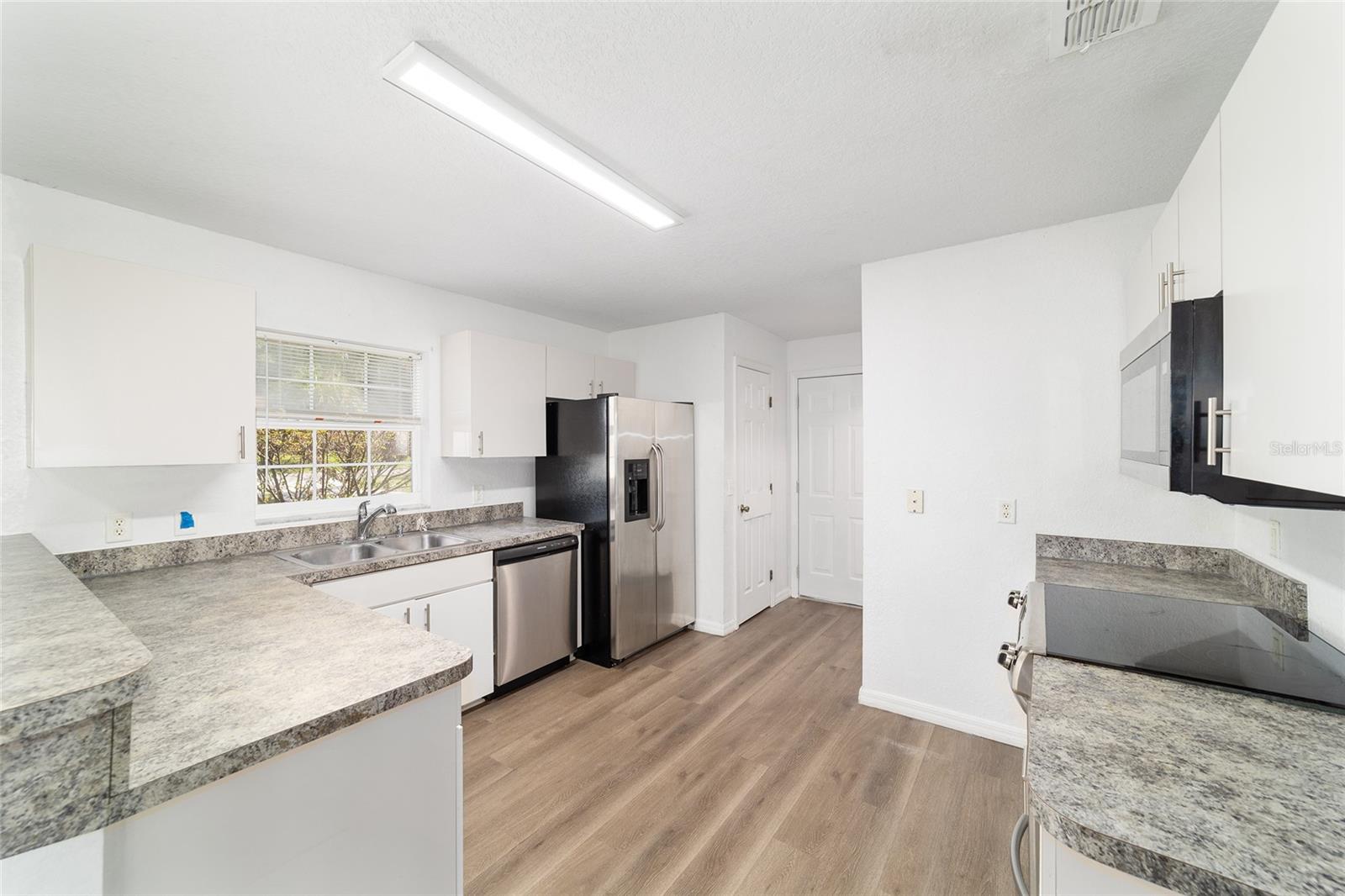 Image 32 of 71 For 5596 57th Street