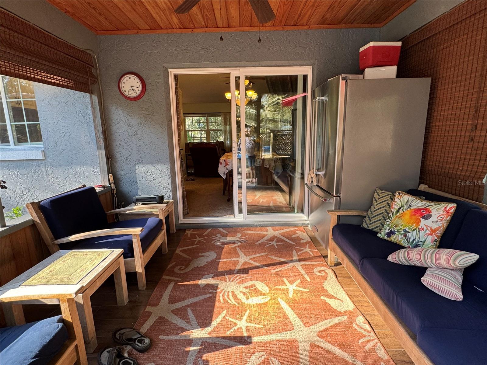 Listing photo id 20 for 4540 Sandy Hill Street