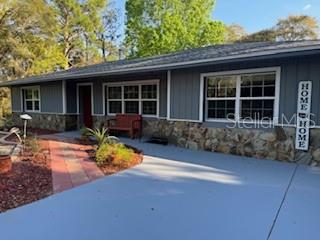 Listing photo id 2 for 4540 Sandy Hill Street