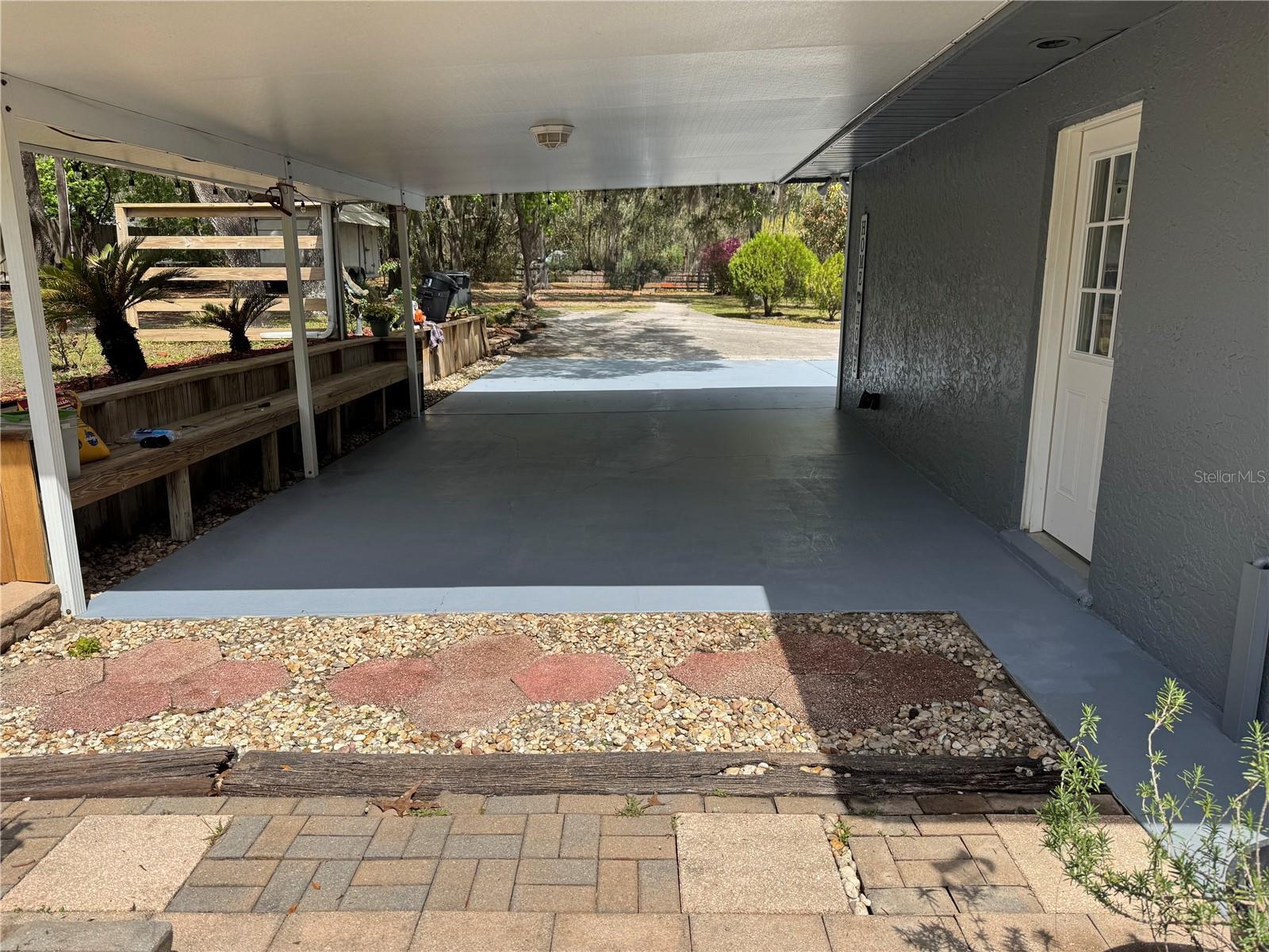 Listing photo id 41 for 4540 Sandy Hill Street