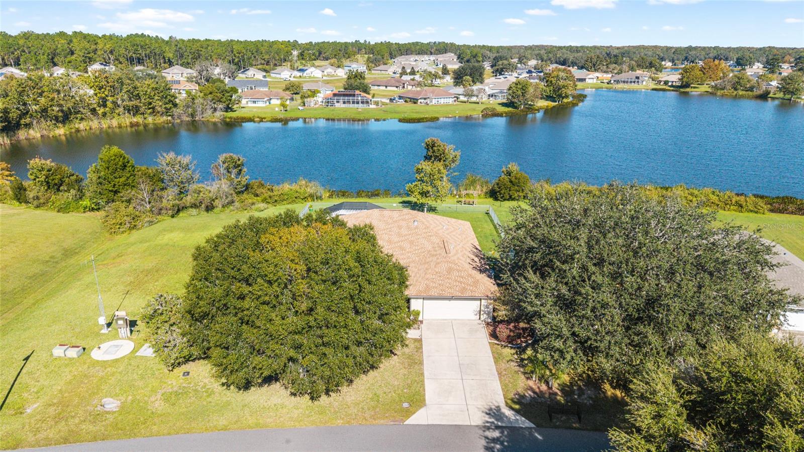 Listing photo id 34 for 27 Hickory Loop