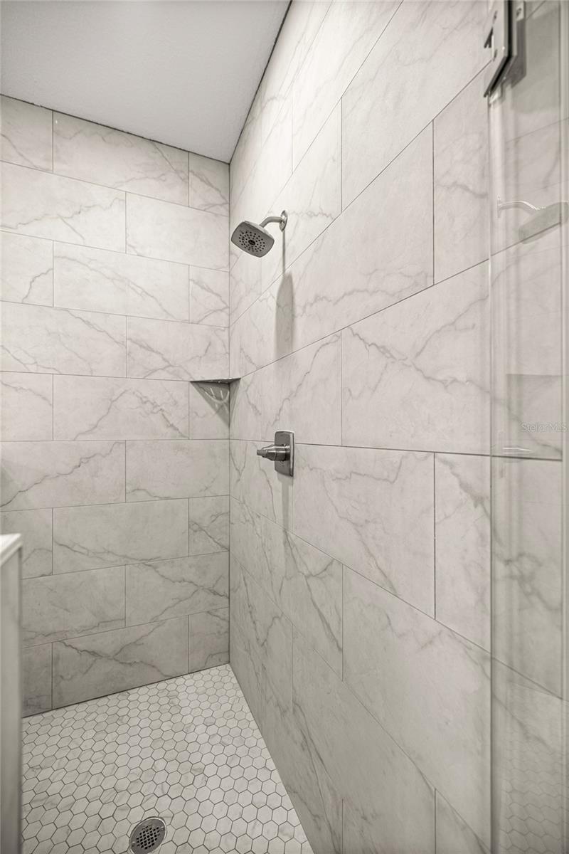 Image 21 of 34 For 2315 31st Place