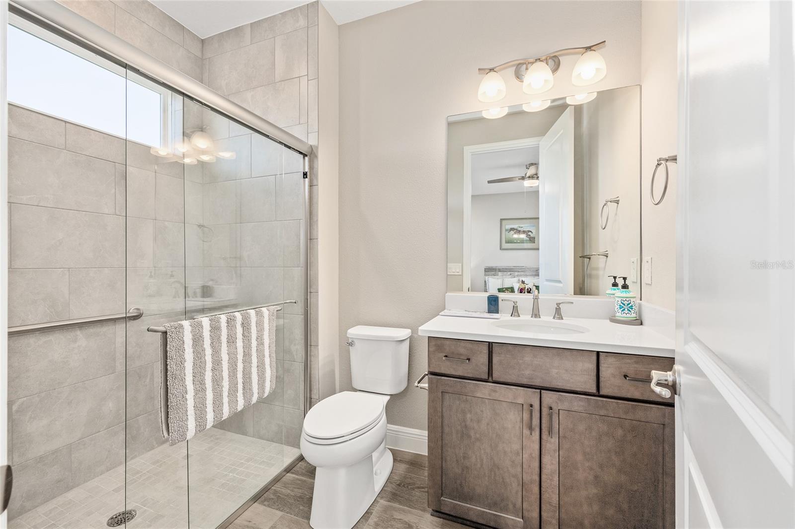 Image 25 of 54 For 9641 82nd Street Road