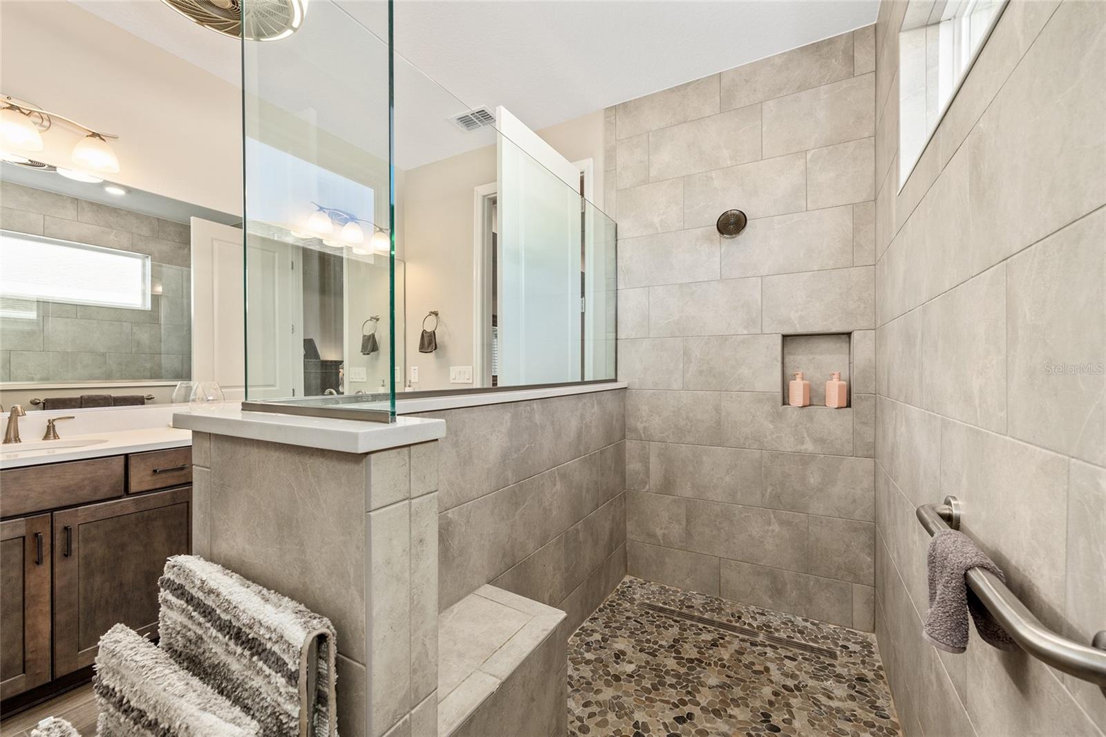 Image 31 of 54 For 9641 82nd Street Road