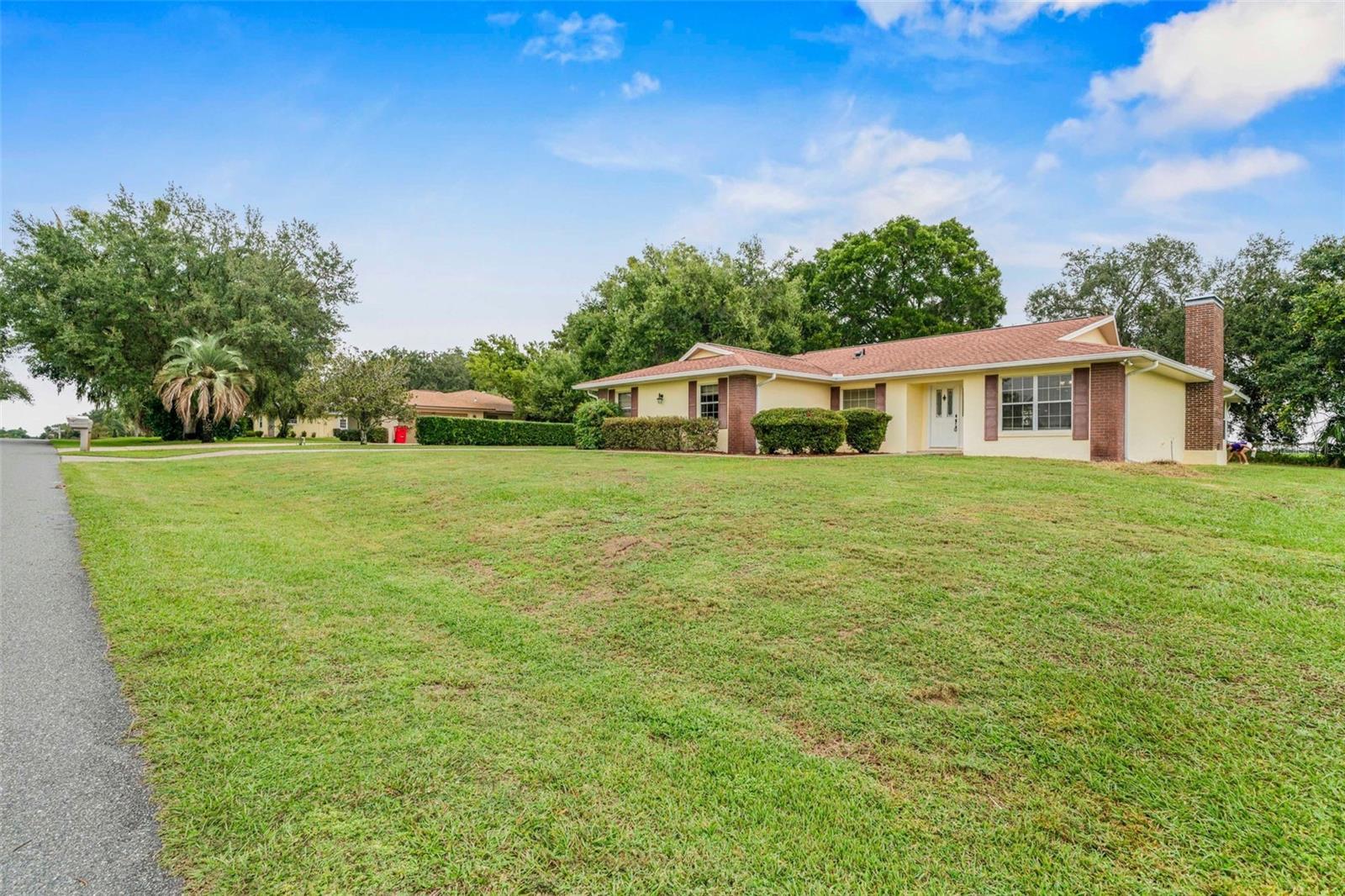 Image 4 of 61 For 981 Foxrun Terrace