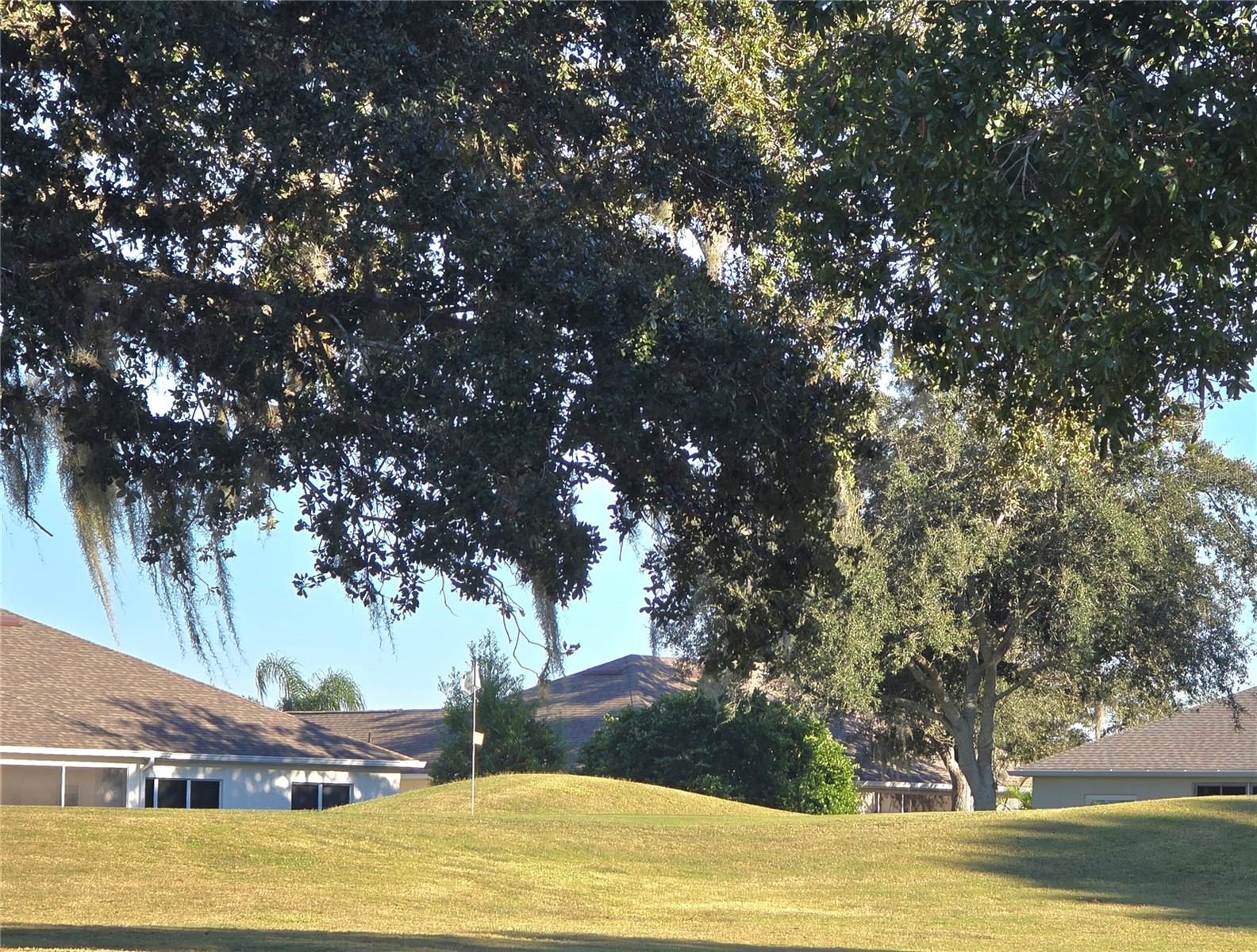 Image 30 of 36 For 24613 Madewood Avenue