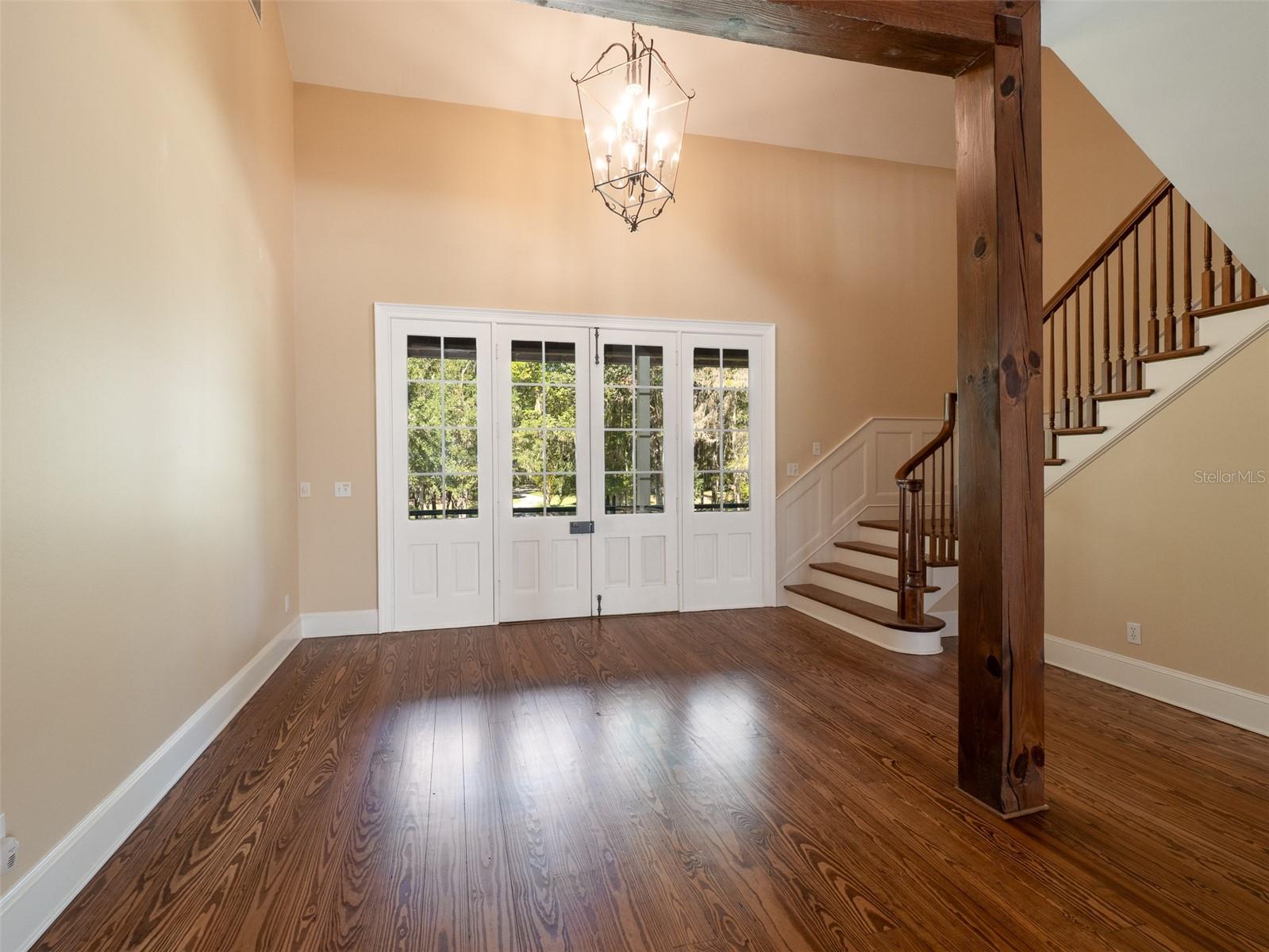 Image 11 of 42 For 950 43rd Place