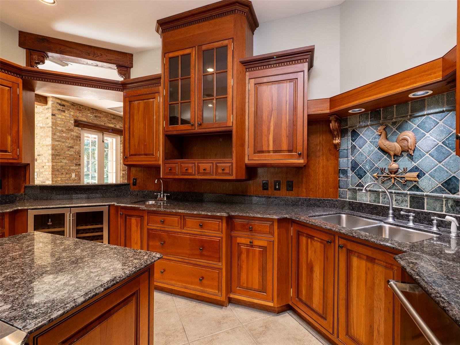 Image 17 of 42 For 950 43rd Place