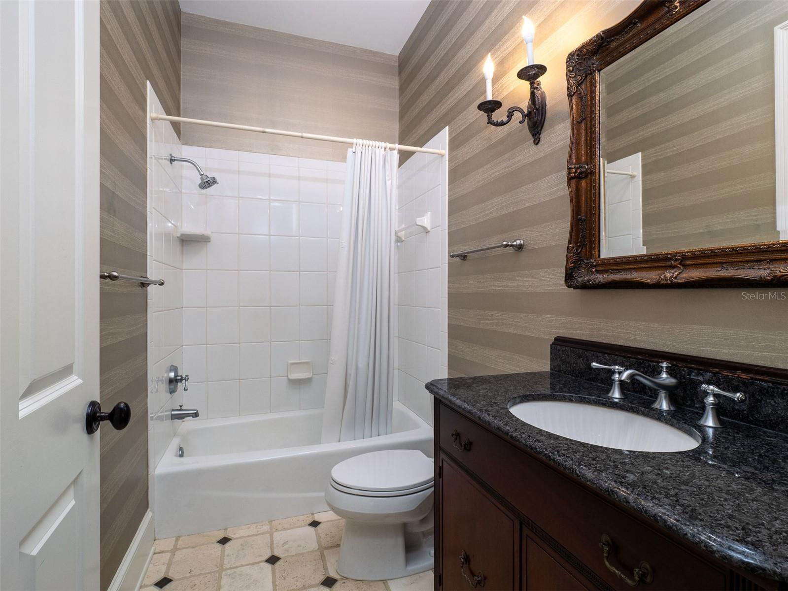 Image 18 of 42 For 950 43rd Place