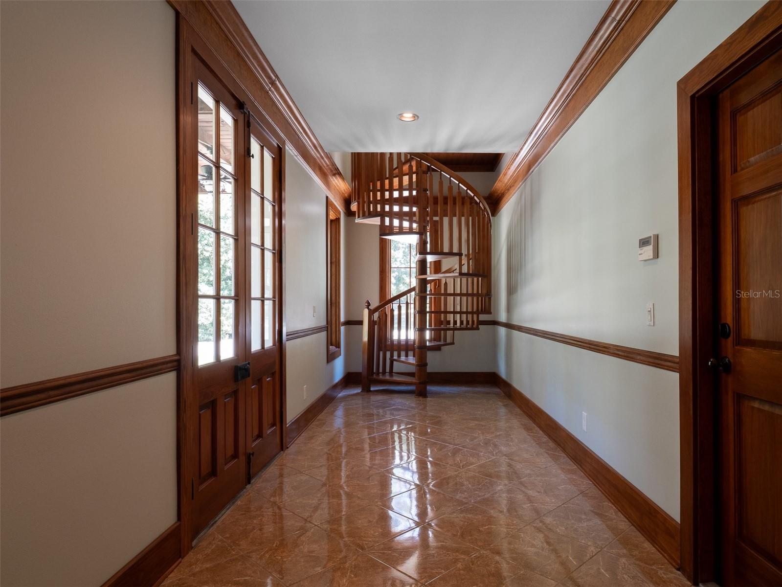 Image 27 of 42 For 950 43rd Place