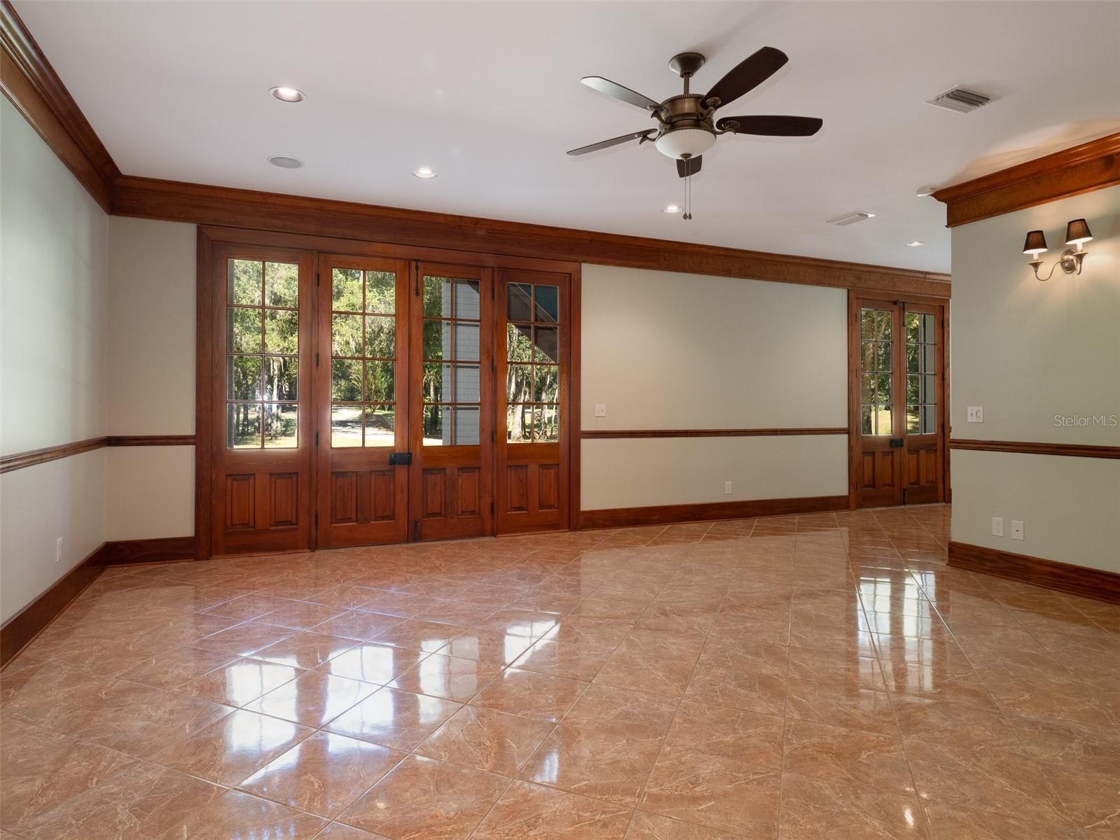 Image 28 of 42 For 950 43rd Place