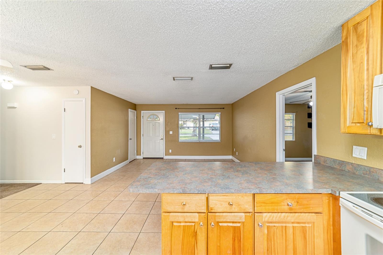 Image 23 of 52 For 3342 12th Street